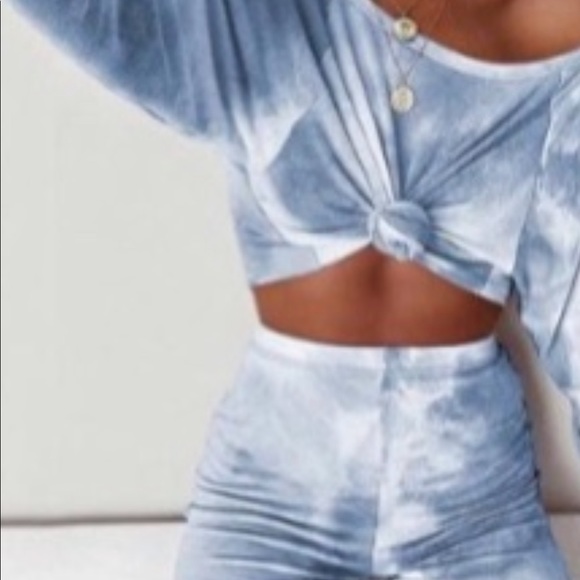 Tie dye short set. Long sleeve top, biker short. - Picture 2 of 10